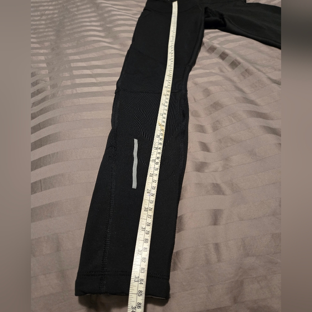 Nike Women's Element Shield Running Tights. Size XS. - Picture 10 of 11